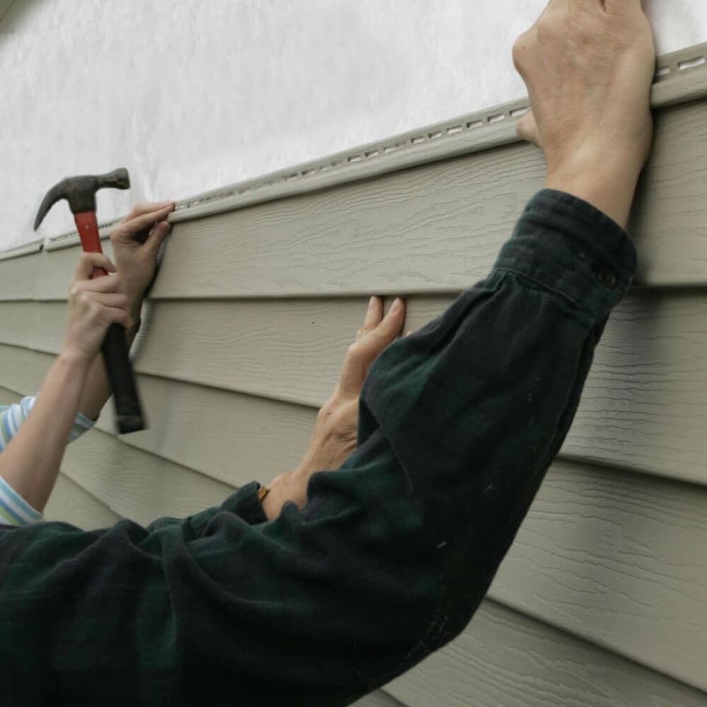 Siding vs Brick